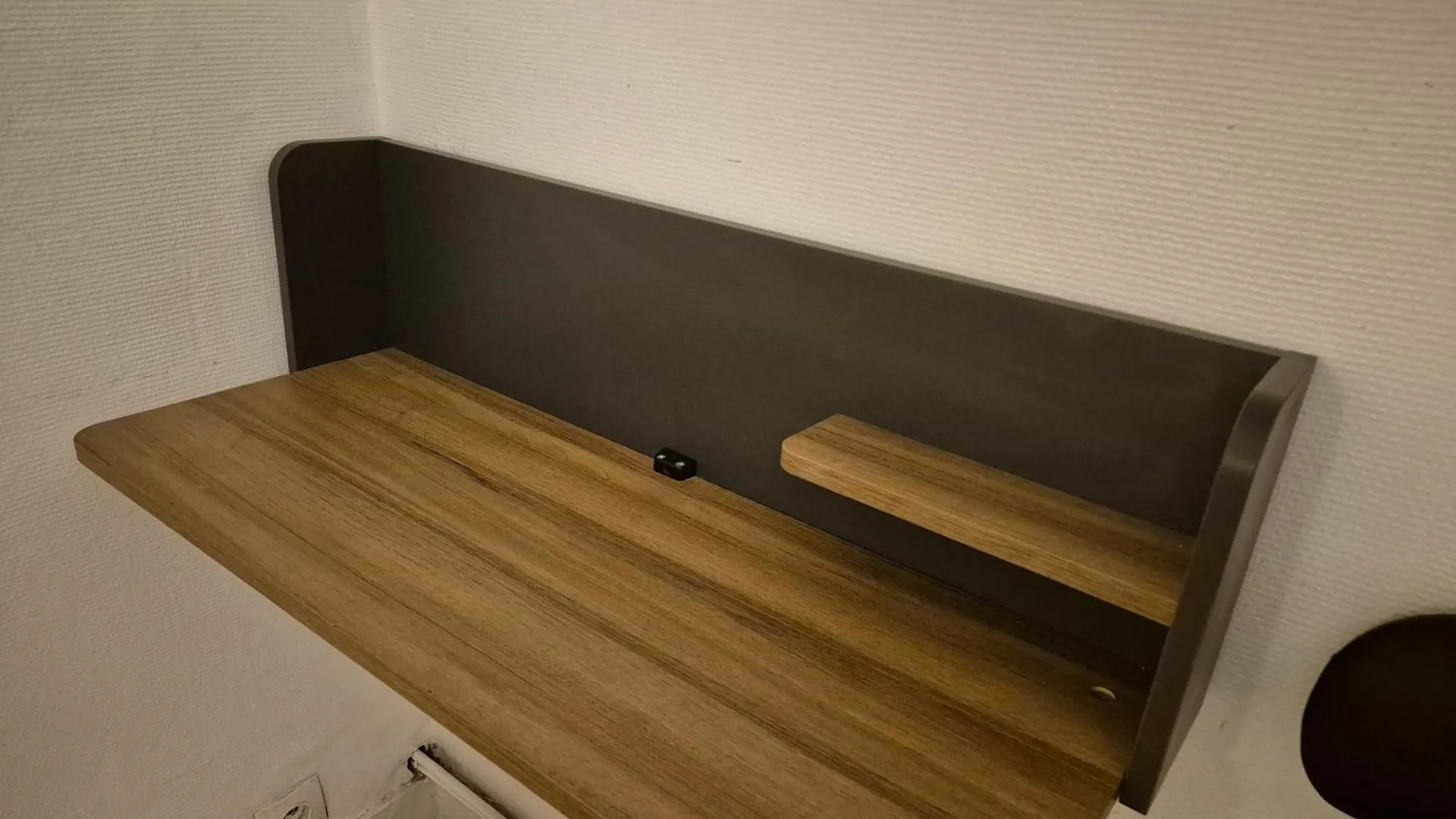 Maison De Ville Avec Terrasse Et Tv Dans Les 4 Chambres Brest Vakantiehuis